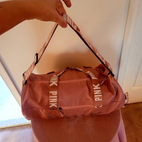 NEW Pink Duffle Bag- Light Lavendar Baby Pink - Picture 2 of 3